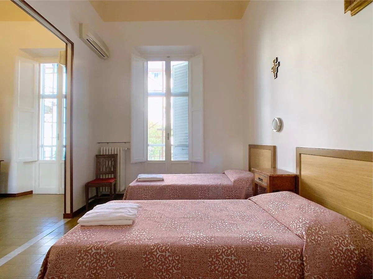 Casa Per Ferie Suore Oblate Dell'Assunzione Флоренция