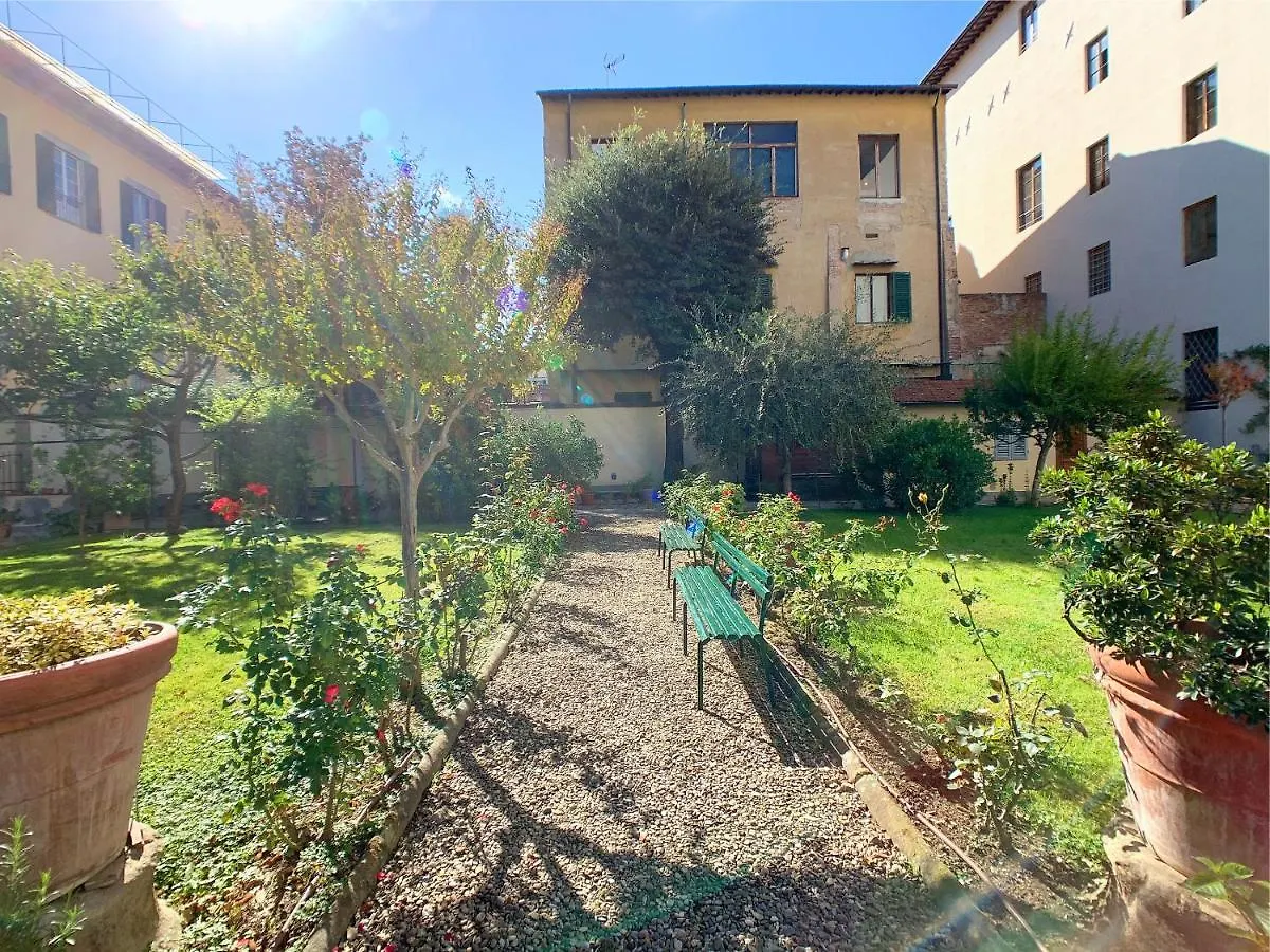 Casa Per Ferie Suore Oblate Dell'Assunzione Флоренция Отель типа 