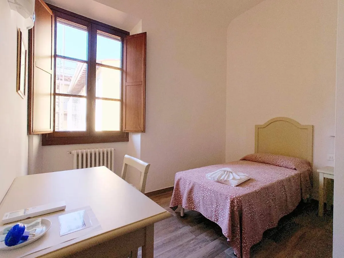 Casa Per Ferie Suore Oblate Dell'Assunzione Флоренция Отель типа 