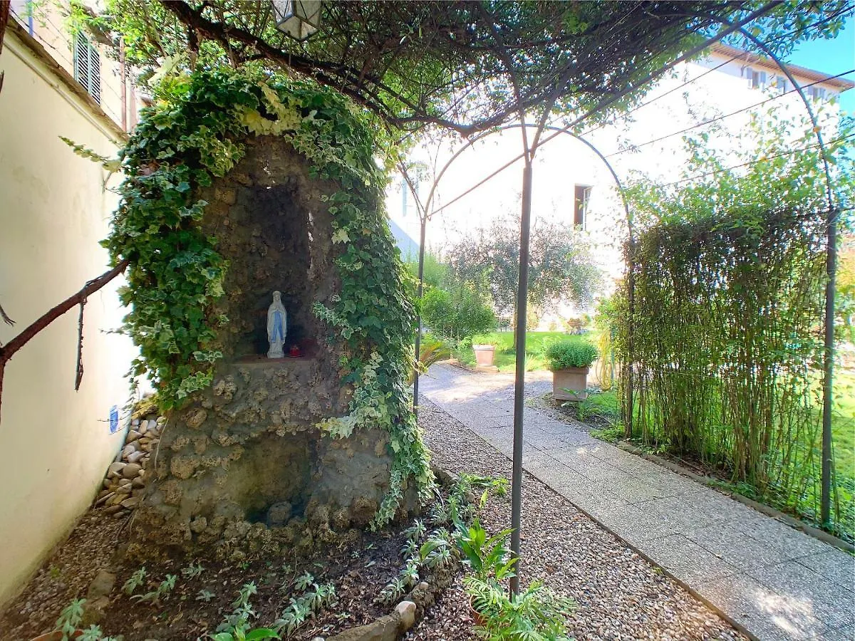 Casa Per Ferie Suore Oblate Dell'Assunzioneフィレンツェ フィレンツェ